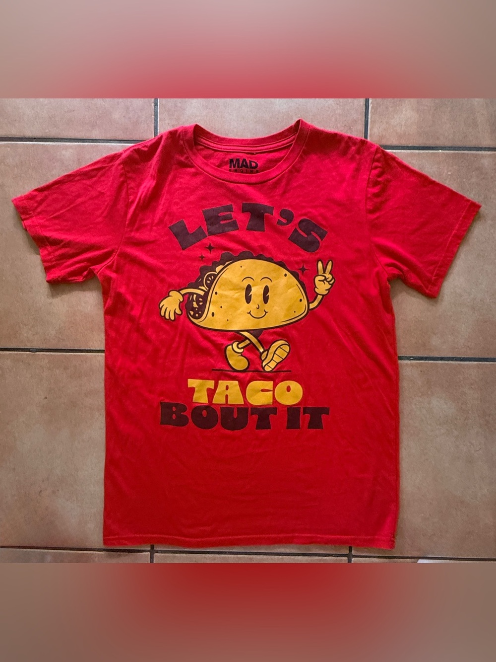 MAD Engine Boys XL 18/20 Lets Taco Bout IT Red Retro Cartoon Graphic T-Shirt